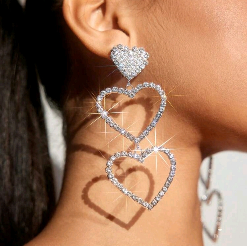Dazzling Rhinestone Heart Shaped Earrings